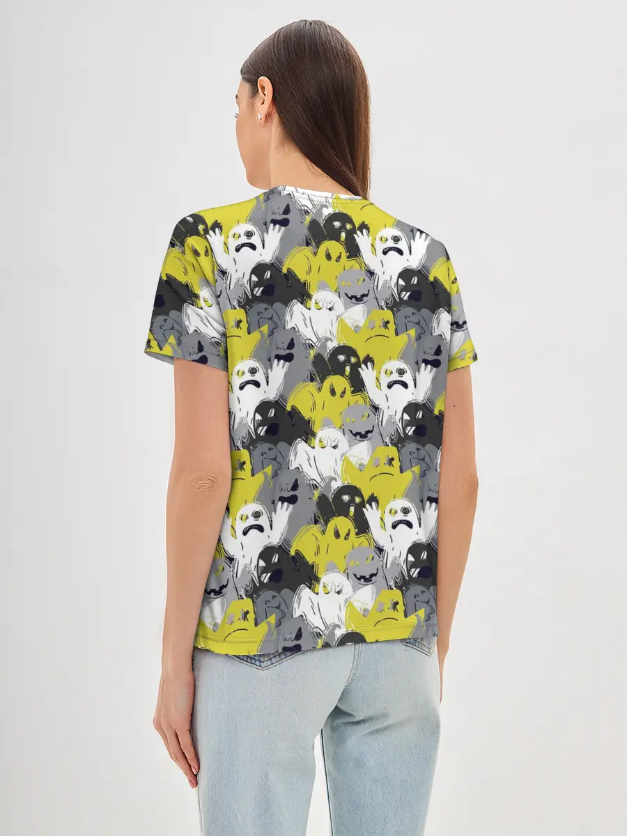 Женская базовая футболка / Привидения