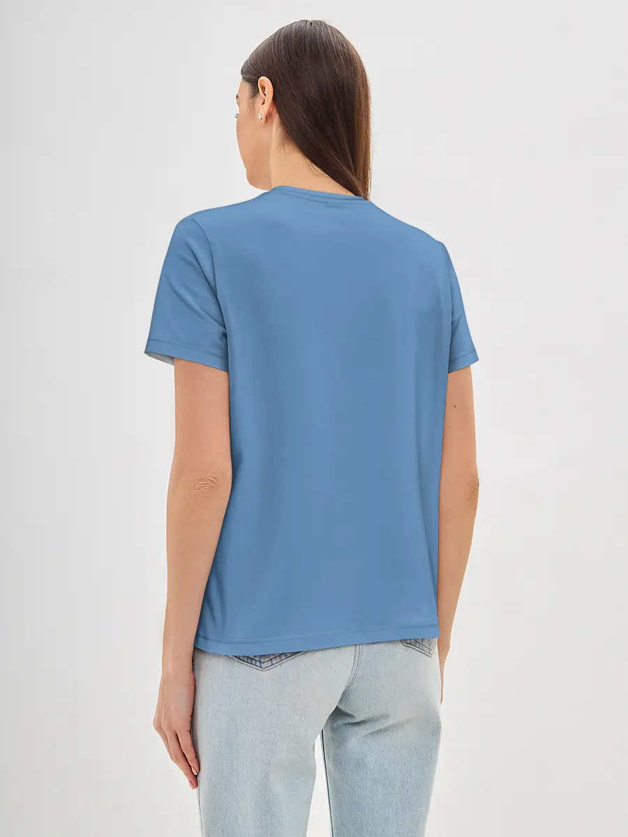 Женская базовая футболка / дневная фурия