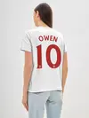 Женская базовая футболка / Майкл Оуэн Англия Ретро