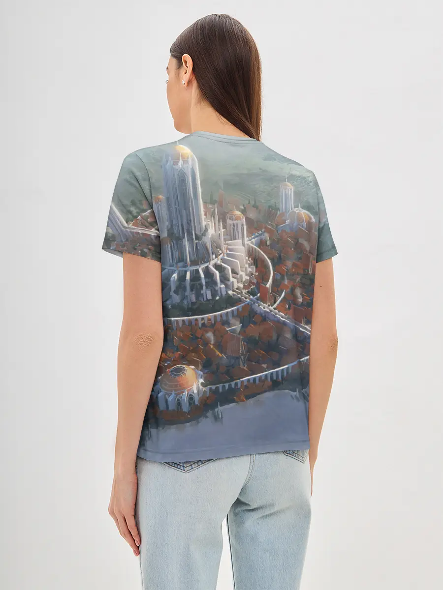 Женская базовая футболка / Столичный замок