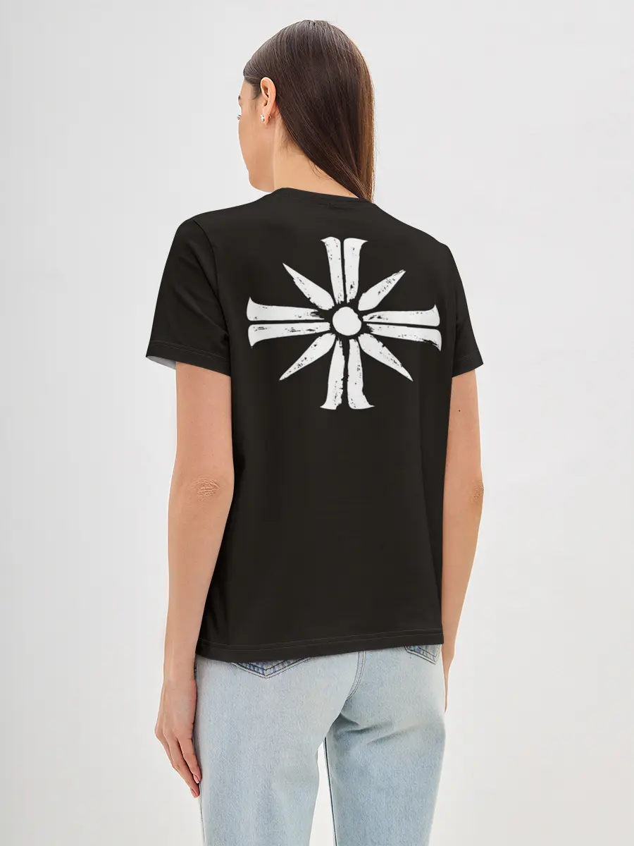 Женская базовая футболка / Врата Эдема