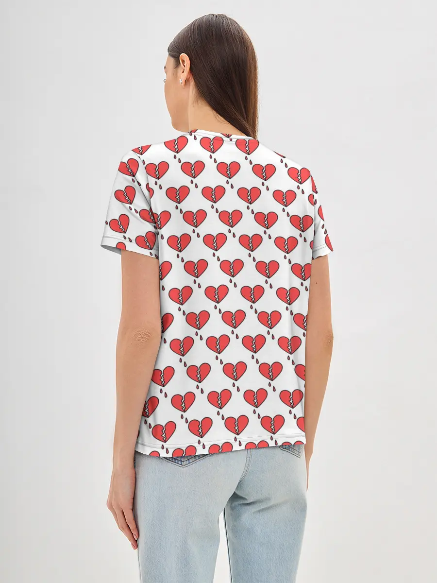 Женская базовая футболка / Разбитое Сердце