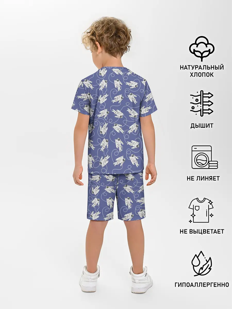 Детская пижама с шортами / Астронавты в космосе