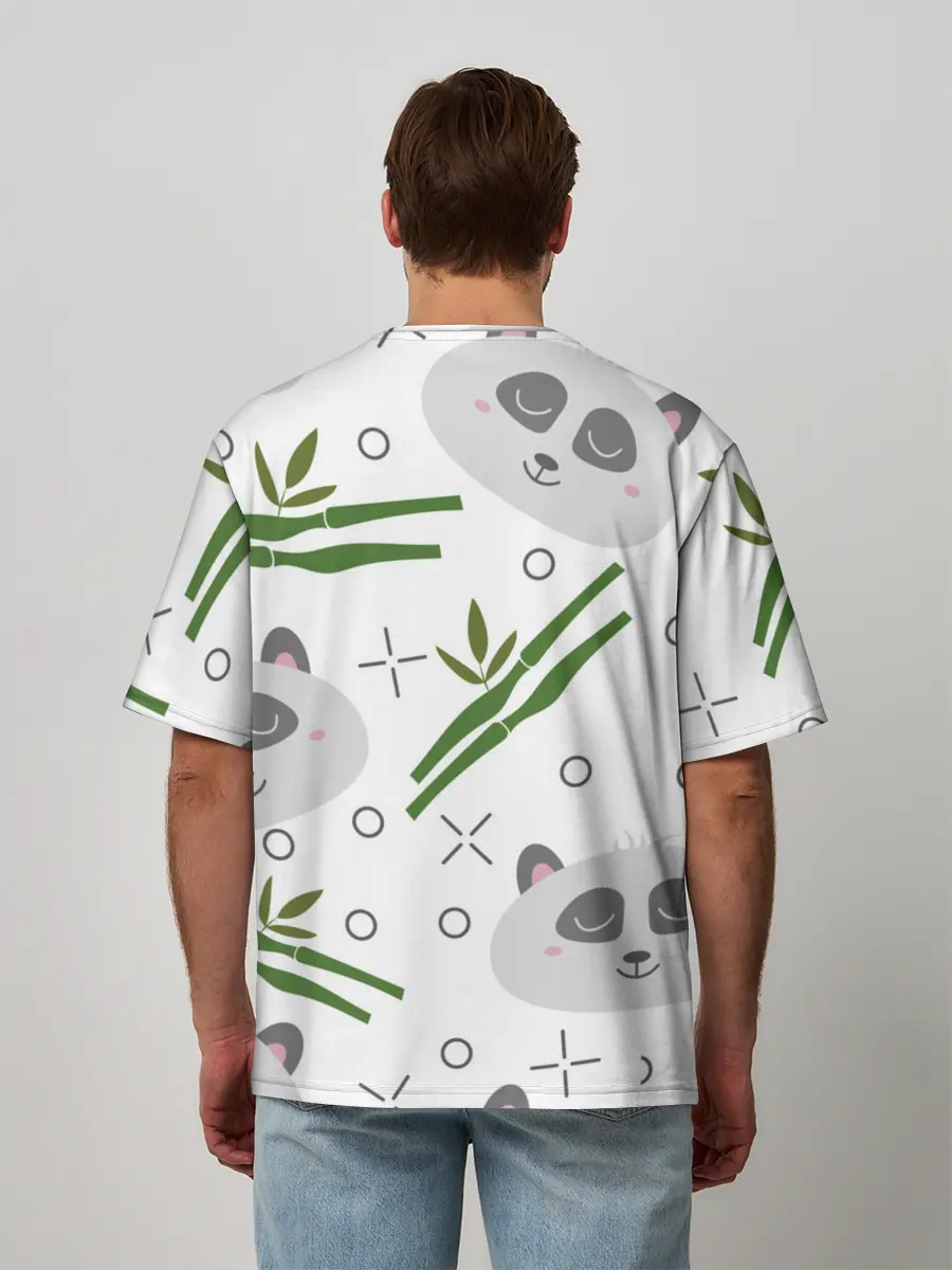 Мужская футболка оверсайз / Панда с бамбуком