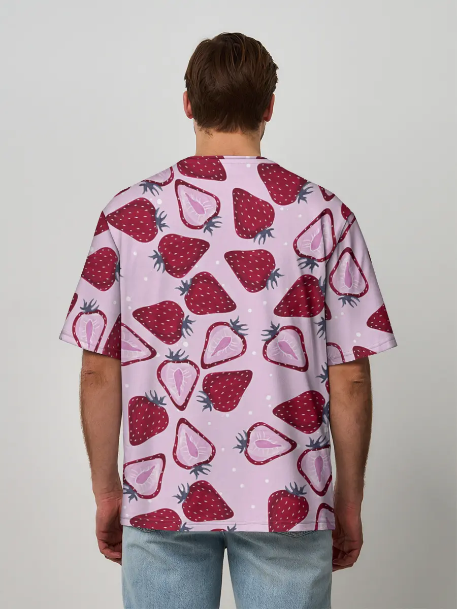 Мужская футболка оверсайз / Клубничка
