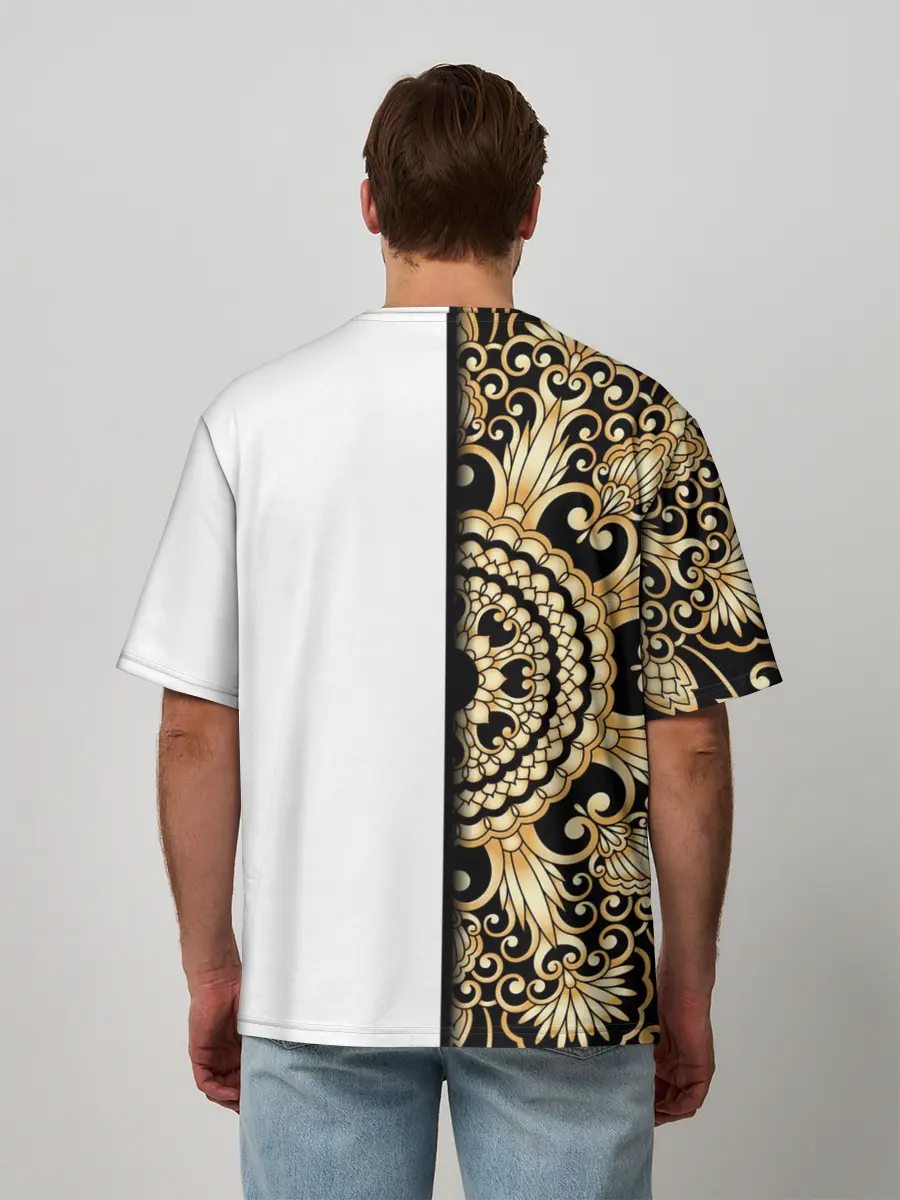 Мужская футболка оверсайз / Белое на черном