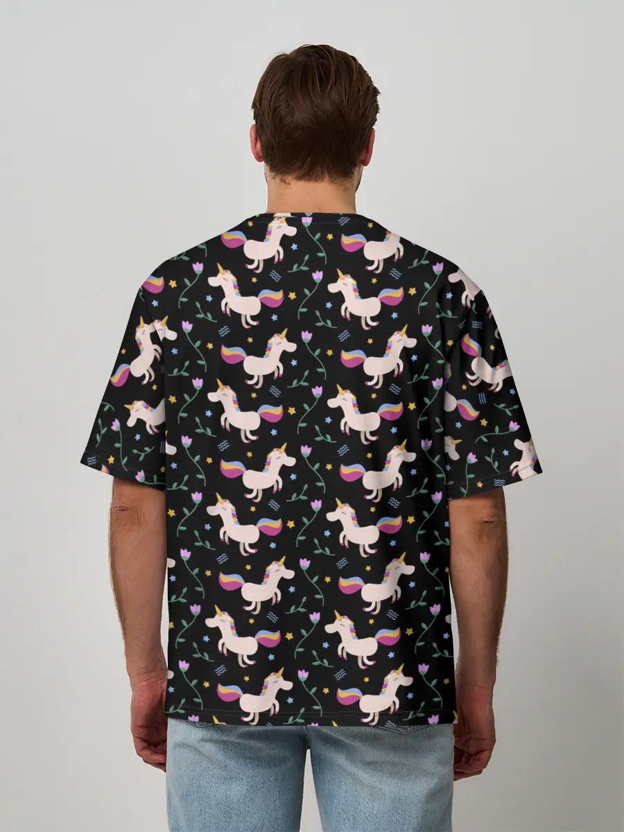 Мужская футболка оверсайз / Unicorns pattern