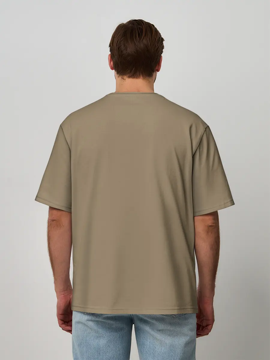 Мужская футболка оверсайз / Осаму на спине