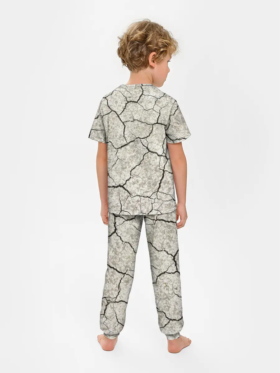 Детская пижама с брюками / Трещины на земле