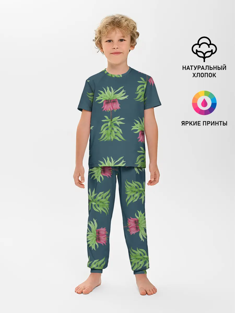 Детская пижама с брюками / Цветы рябчика на темном фоне