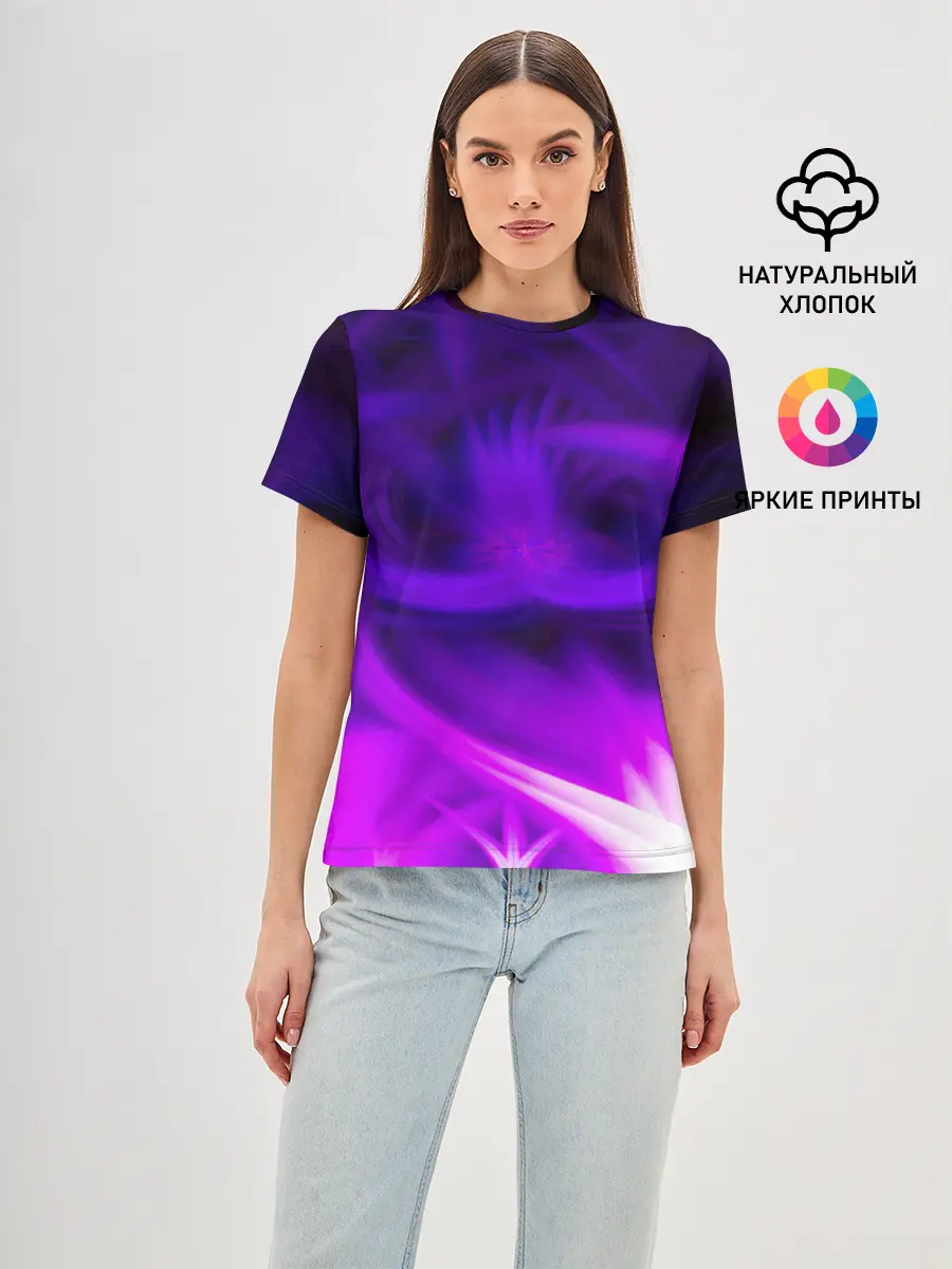 Женская базовая футболка / Among The Voids