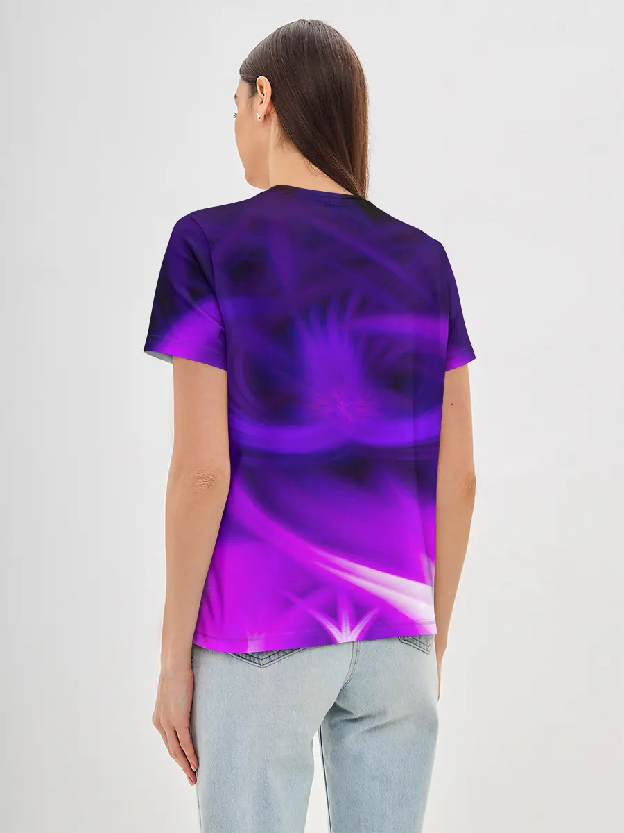 Женская базовая футболка / Among The Voids