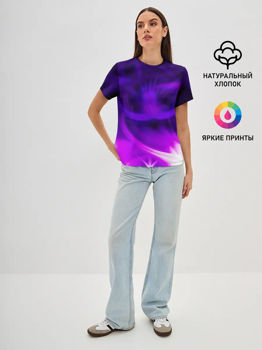 Женская базовая футболка / Among The Voids