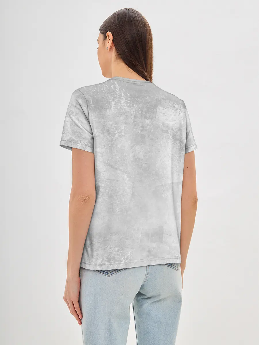 Женская базовая футболка / Билли Айлиш красочная