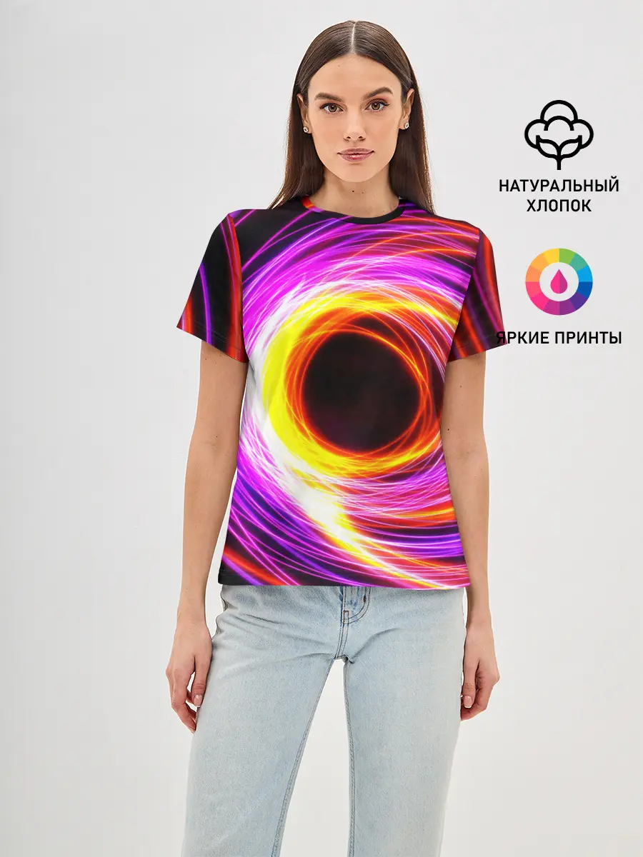 Женская базовая футболка / ИСКРЫ