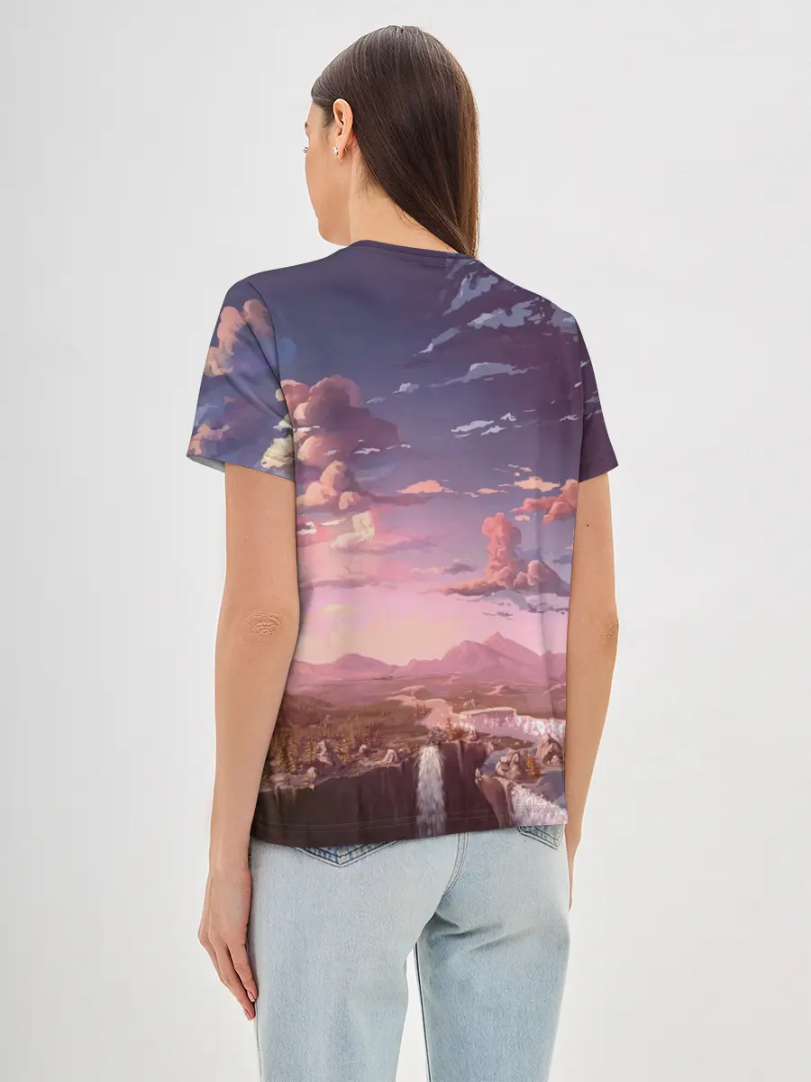 Женская базовая футболка / Долина