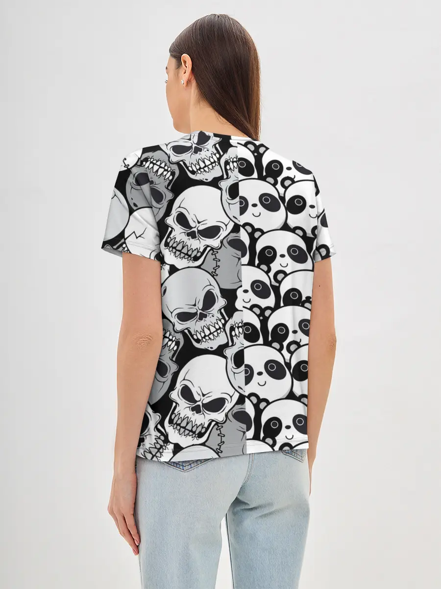 Женская базовая футболка / LivEvil