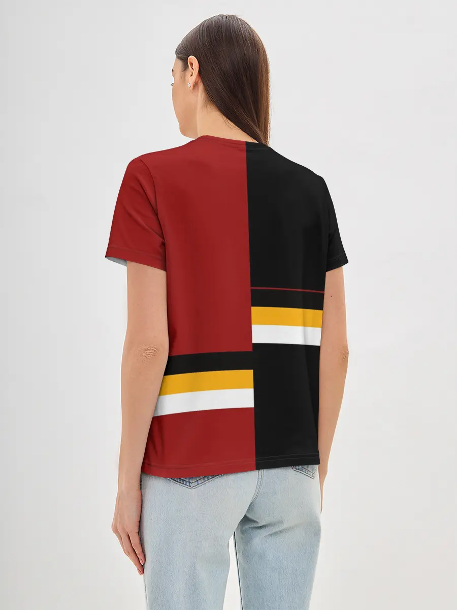 Женская базовая футболка / Russia