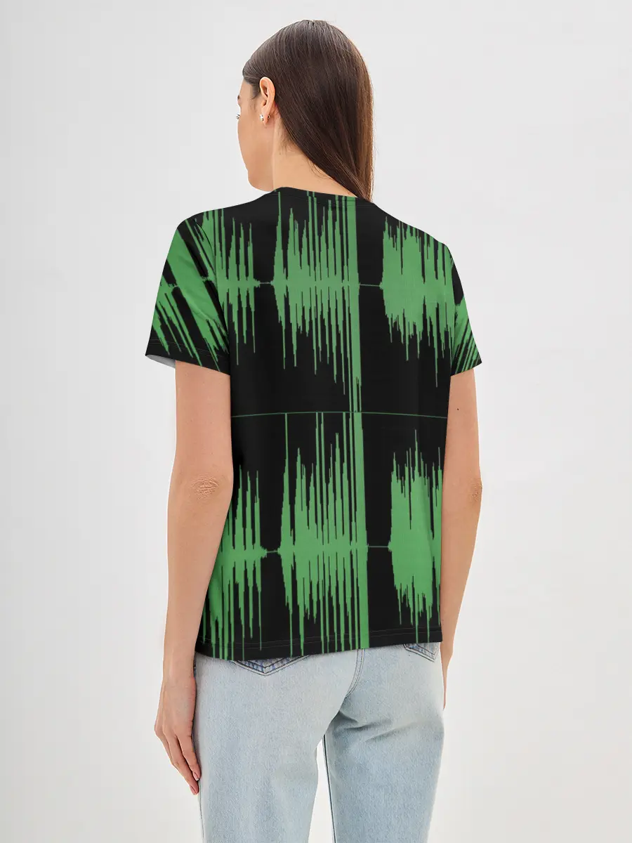 Женская базовая футболка / AUDIOWAVE