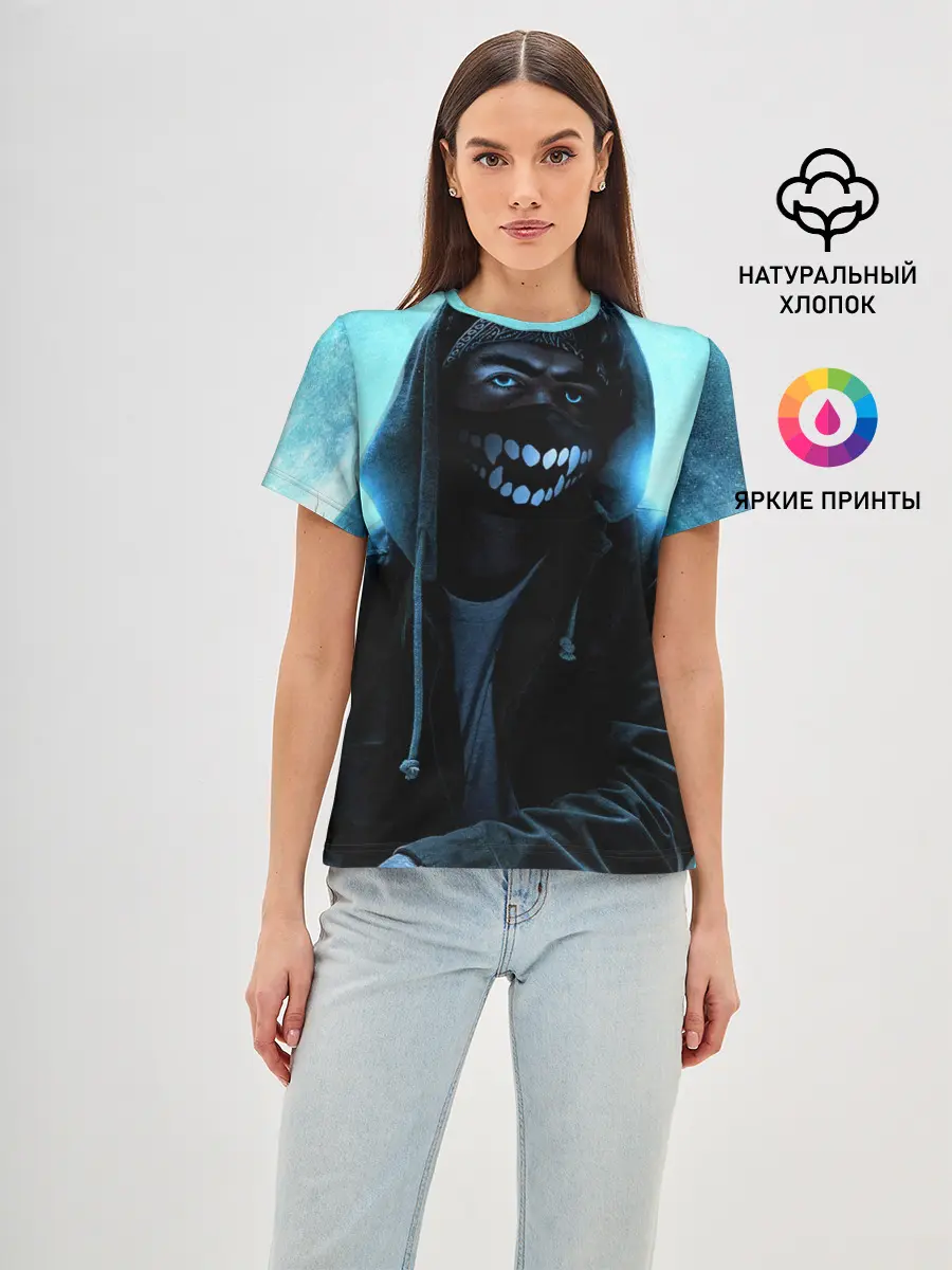 Женская базовая футболка / Парень в маске