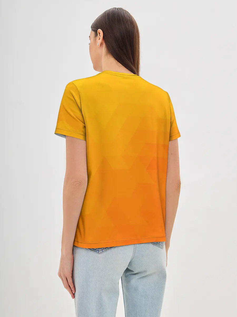 Женская базовая футболка / finn wolfhard