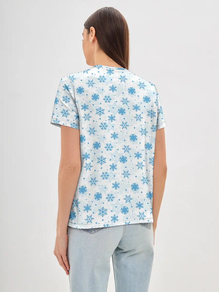 Женская базовая футболка / Снежинки
