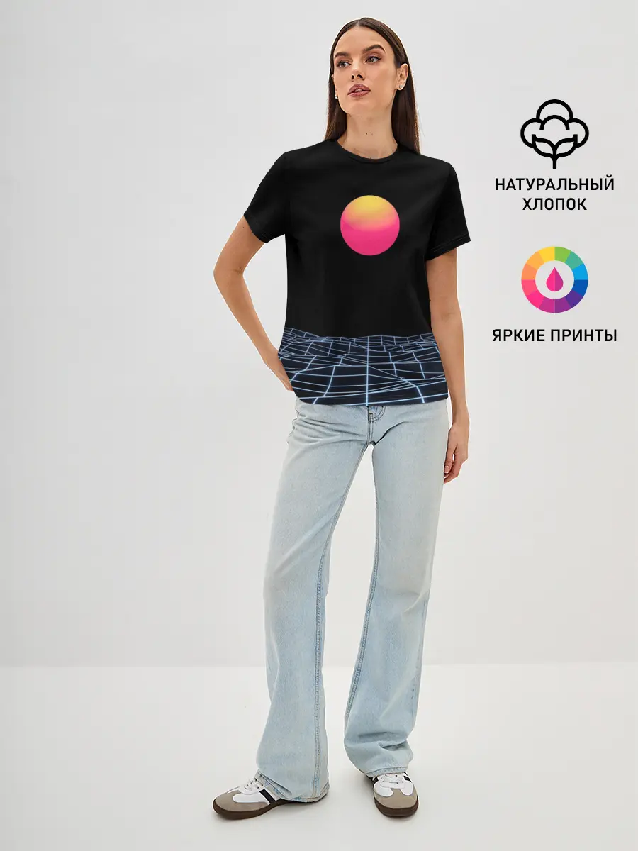 Женская базовая футболка / Цифровой восход