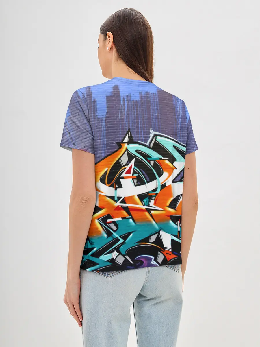 Женская базовая футболка / Уличный художник