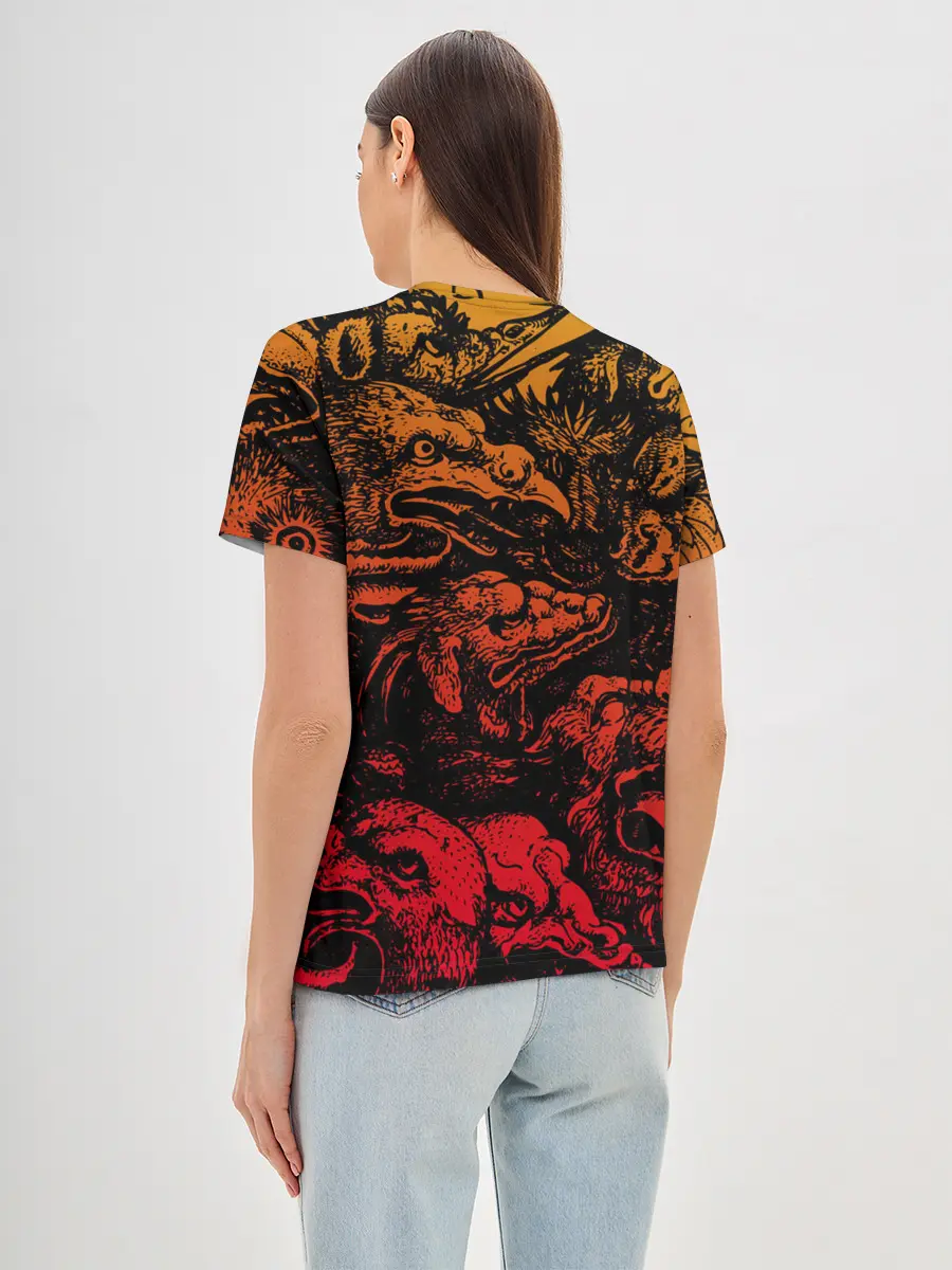 Женская базовая футболка / Grotesque animals