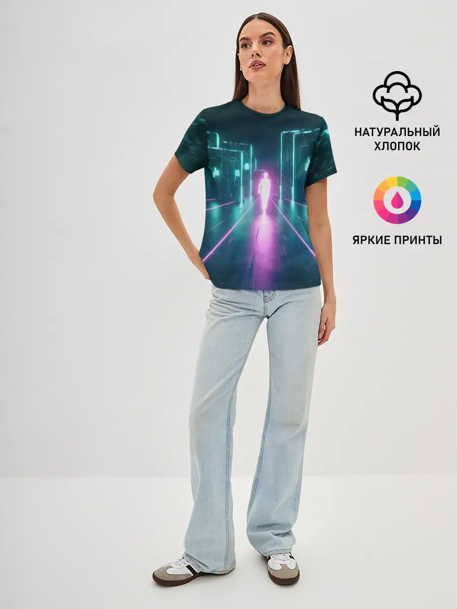 Женская базовая футболка / OutRun