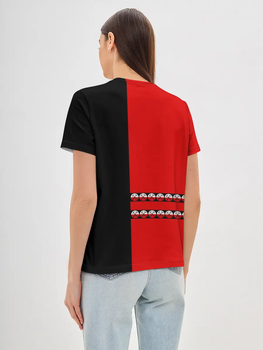 Женская базовая футболка / Pink Floyd