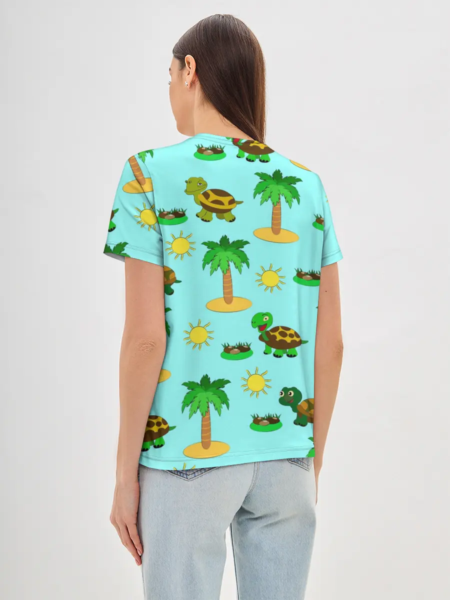 Женская базовая футболка / черепашки и пальмы