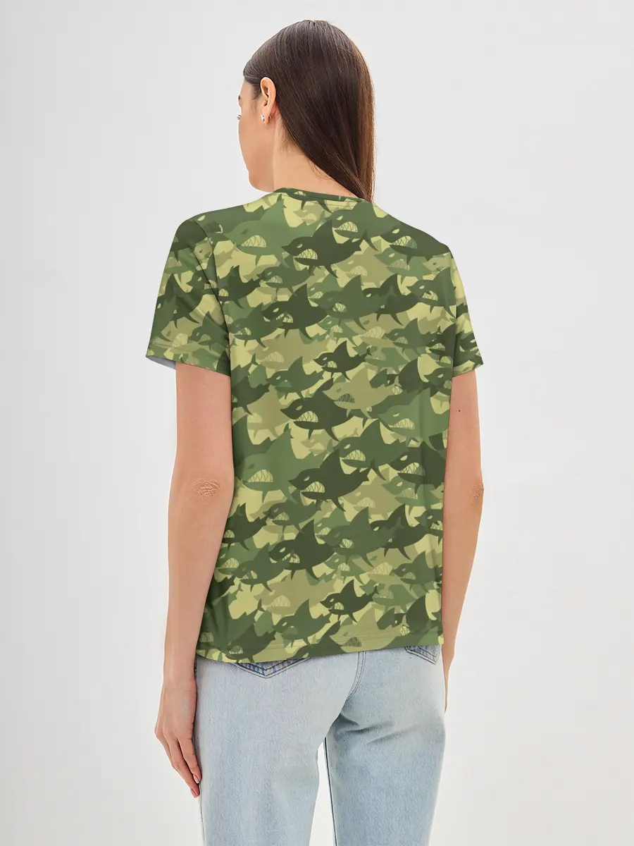 Женская базовая футболка / Акулы