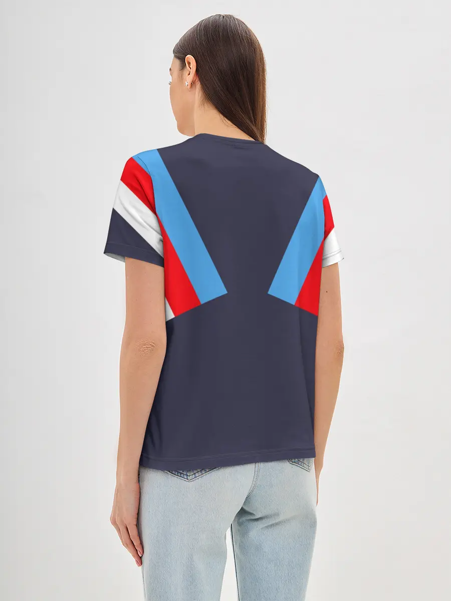 Женская базовая футболка / Стиль 90 х