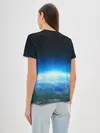 Женская базовая футболка / Земля в иллюминаторе | ТЕКС
