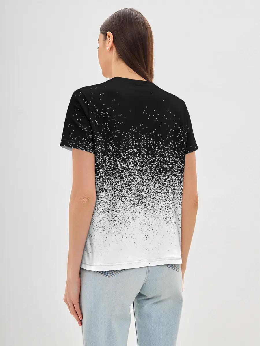 Женская базовая футболка / BLACK AND WHITE ABSTRACTION