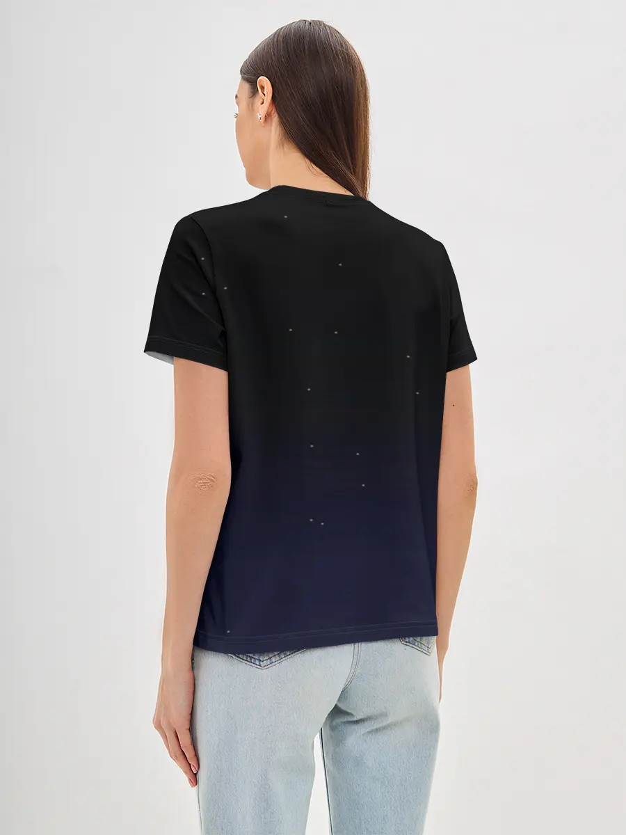 Женская базовая футболка / Встреча в космосе