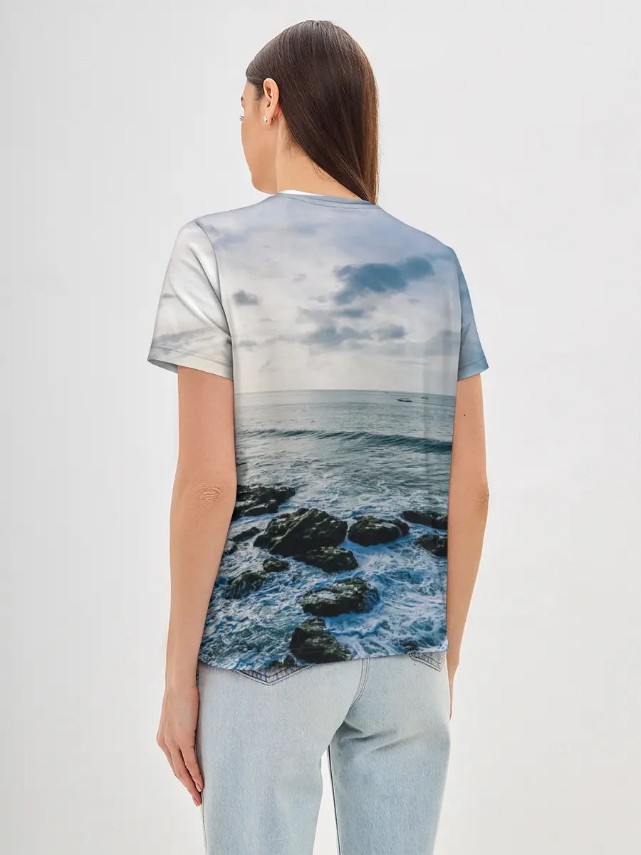 Женская базовая футболка / Море