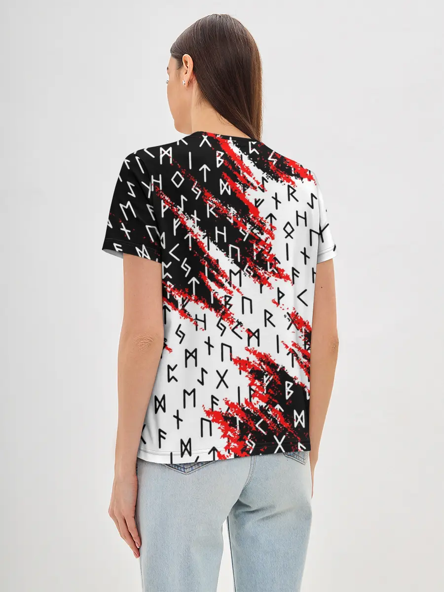 Женская базовая футболка / БОГ ОДИН