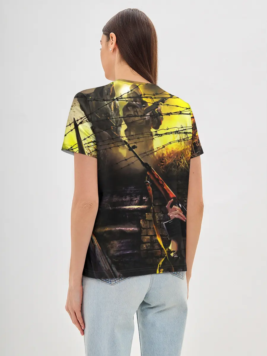 Женская базовая футболка / STALKER