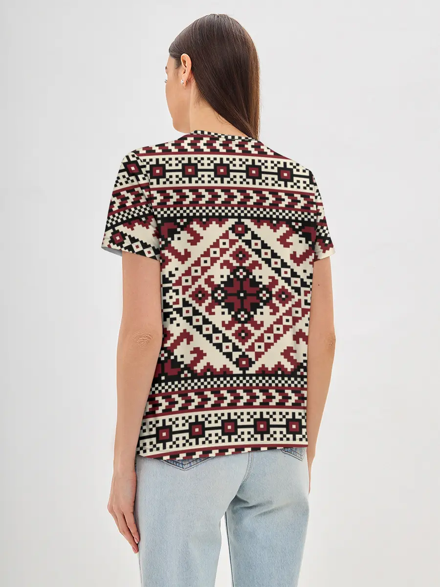 Женская базовая футболка / СЛАВЯНСКИЙ ОРНАМЕНТ | РУСЬ