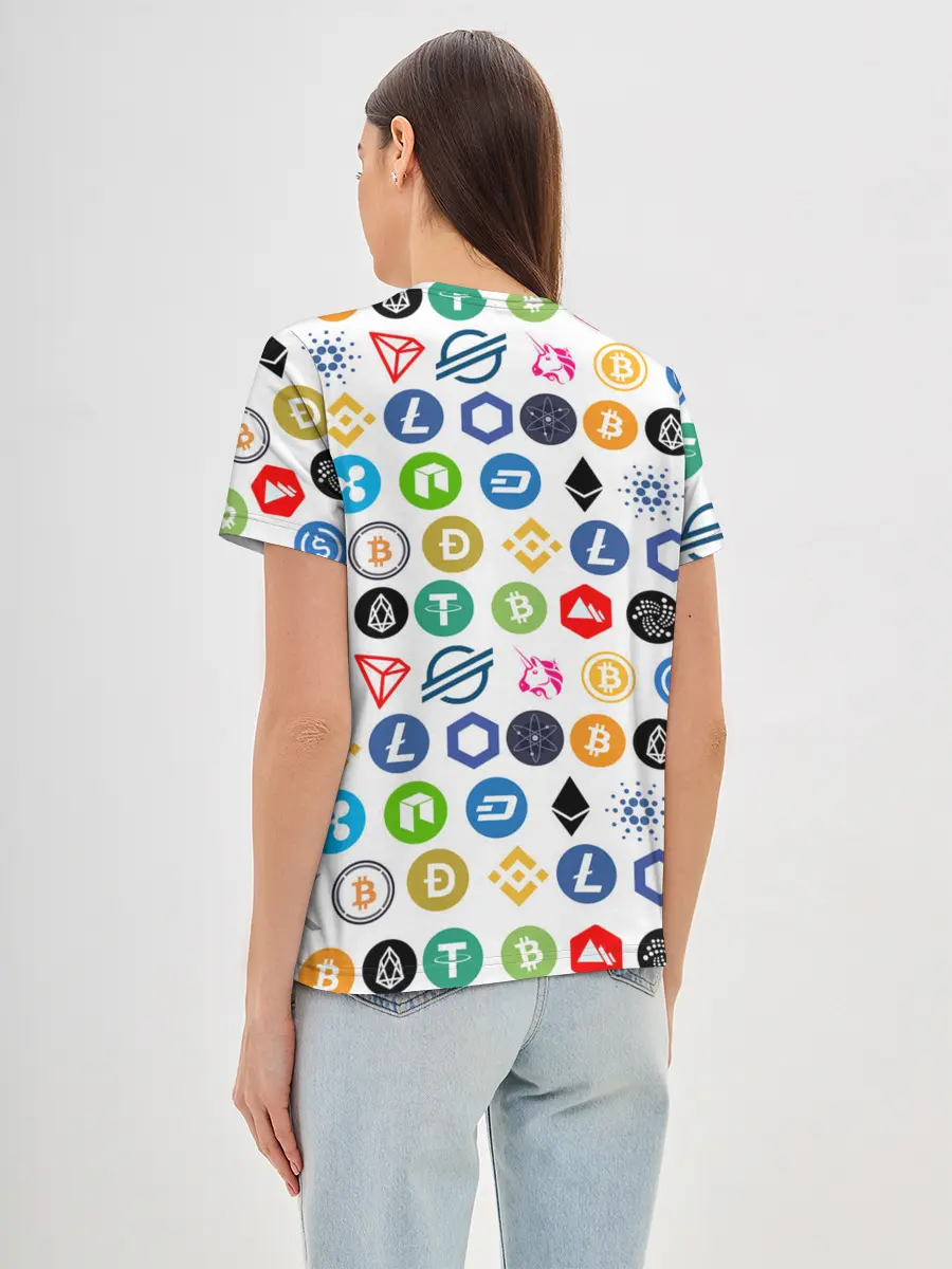 Женская базовая футболка / BITCOIN PATTERN | БИТКОИН
