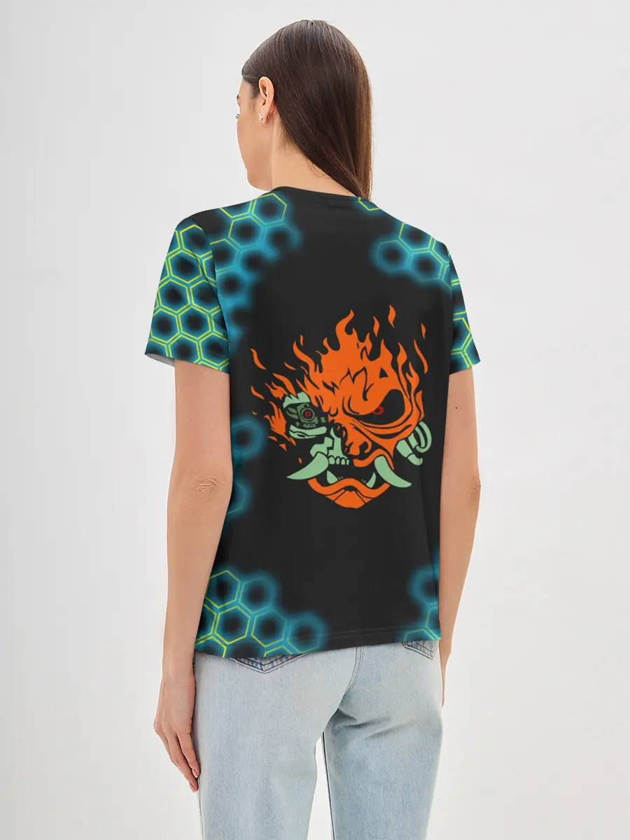 Женская базовая футболка / CYBERPUNK 2077