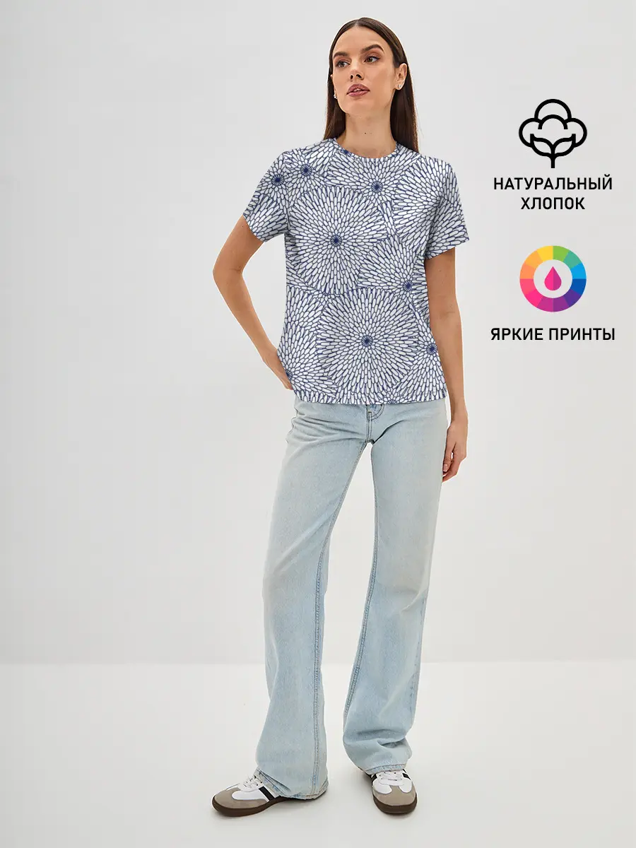 Женская базовая футболка / БЕЛЫЕ ХРИЗАНТЕМЫ | ПАТТЕРН