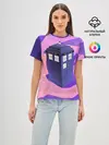Женская базовая футболка / CRAZY TARDIS