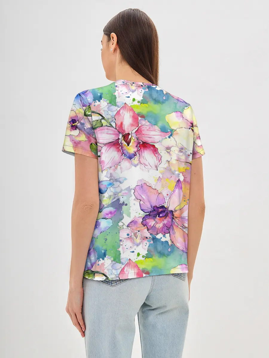 Женская базовая футболка / Цветы