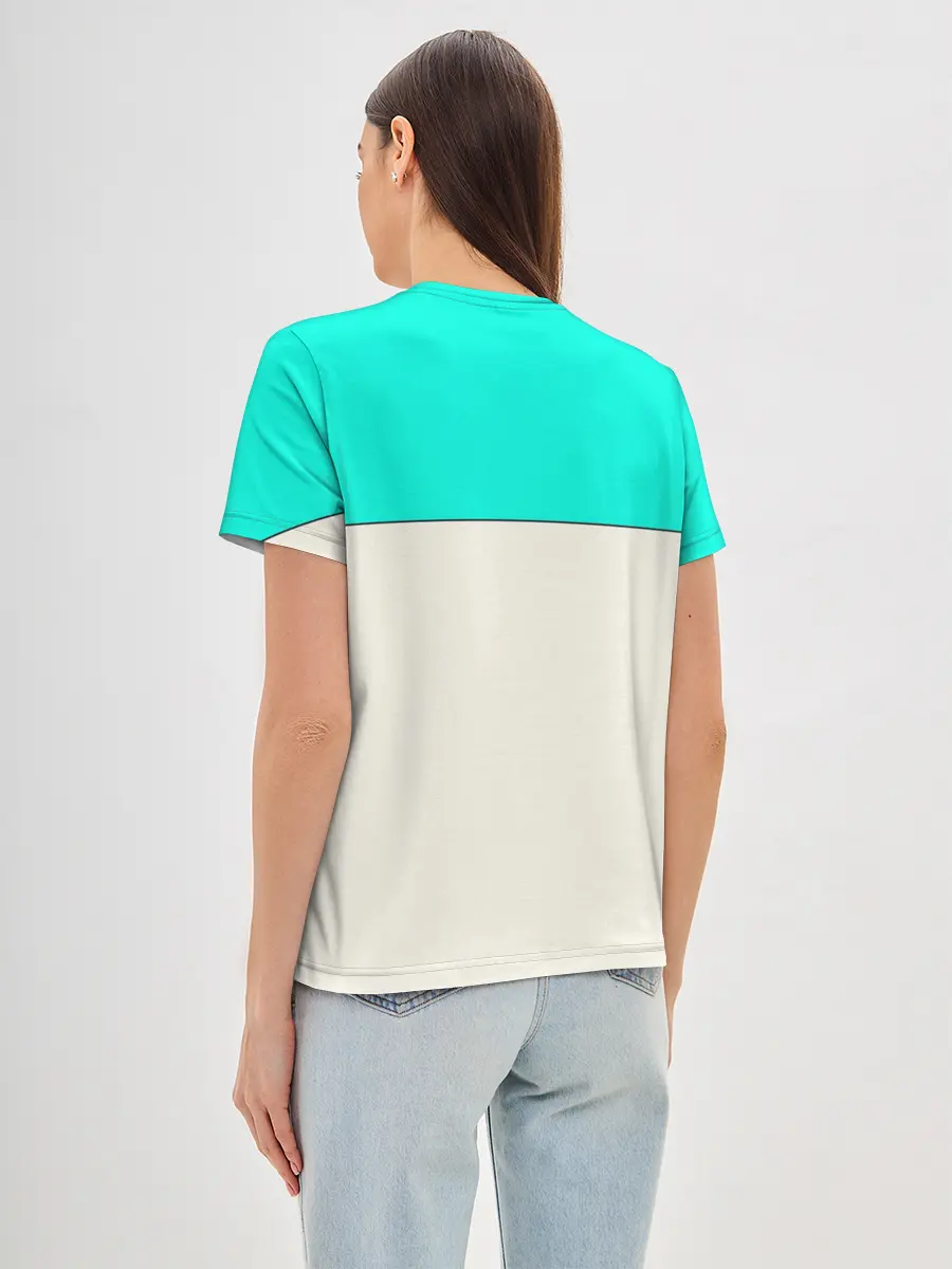 Женская базовая футболка / Эпичная Погоня