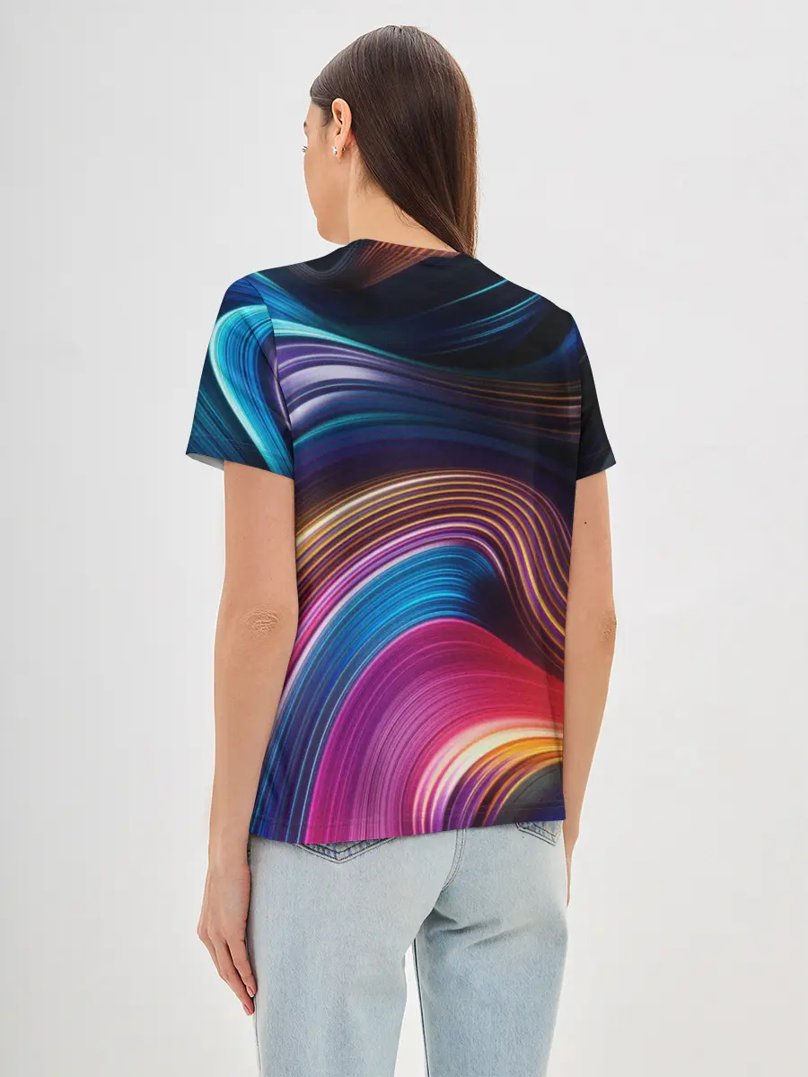 Женская базовая футболка / Цветные неоновые волны