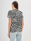 Женская базовая футболка / Полосы зебры