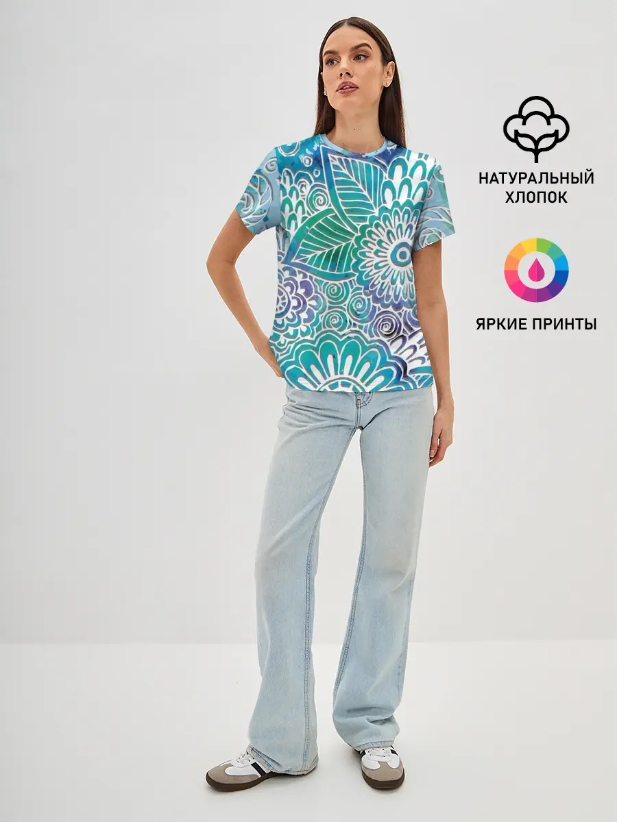 Женская базовая футболка / цветочный узор